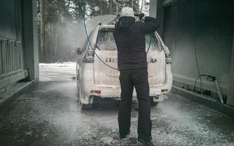 Как правильно мыть автомобиль зимой?