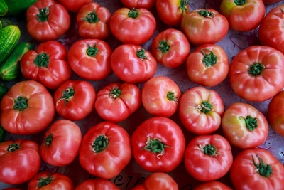 В Забайкалье за неделю подешевели помидоры и огурцы