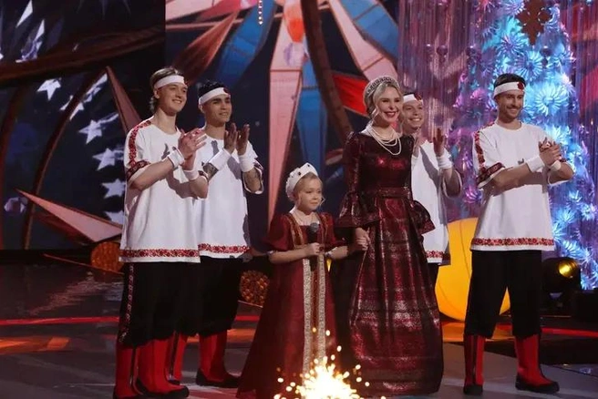 Пелагея и Никулина точно разбираются, в каком цвете надо встречать Новый год | Источник: пресс-служба Первого канала