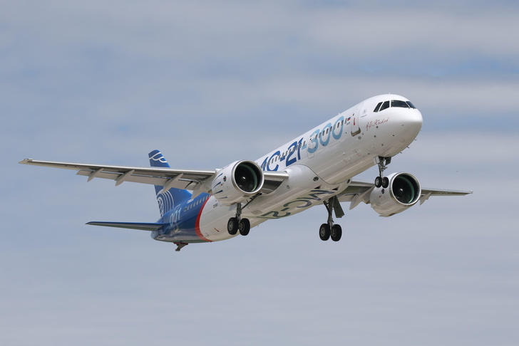Новые российские самолеты — победа или провал? Главные факты о SJ100 New и остальных проектах