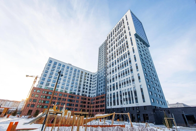 Двор дома «Квартал Строителей»&nbsp;— большое пространство с разделенными зонами | Источник: «Страна Девелопмент»