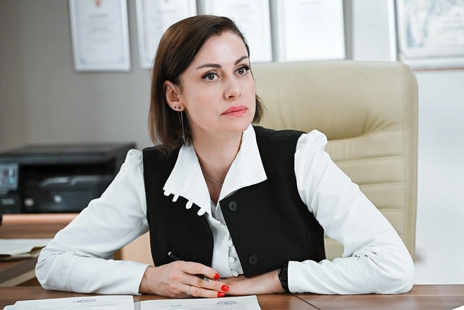 Впервые за все годы съемок сериала Анна Ковальчук коротко подстриглась | Источник: пресс-служба канала «Россия»