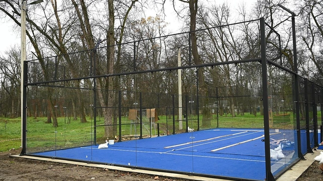 Так сейчас выглядит корт для падел-тенниса | Источник: krd.ru