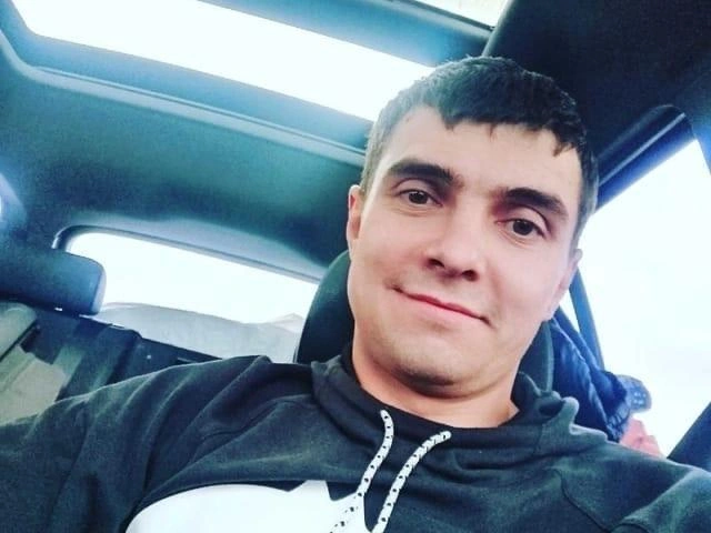 Владимир Гончаров не был зачинщиком ссоры, но именно он получил в ходе драки травму, несовместимую с жизнью. | Источник: «Подслушано Копейск» / Vk.com