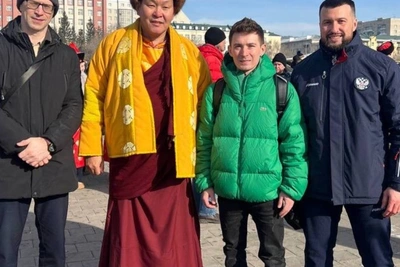 Давид Белявский отпраздновал Сагаалган в Чите