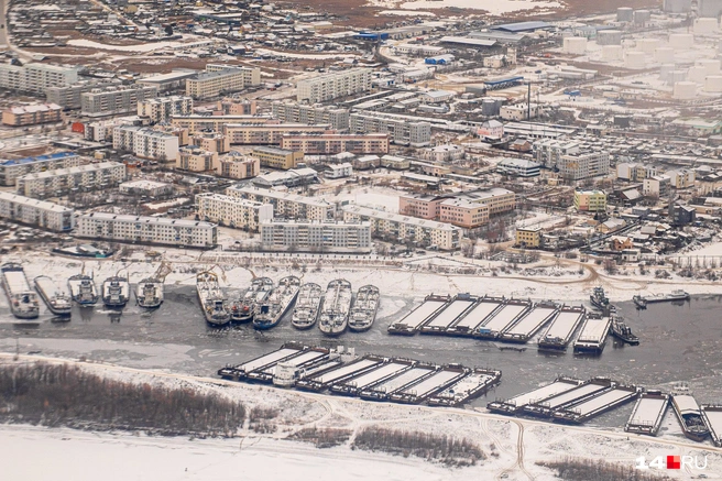 Порт Найба может обеспечить круглогодичный северный завоз | Источник: Олег Федоров / 14.RU