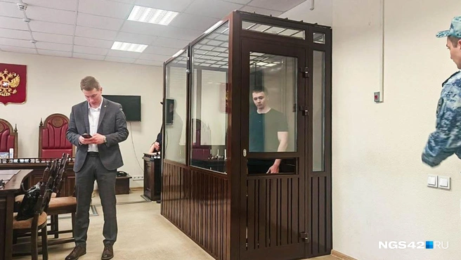 Адвокат отметил, что записи в ежедневнике еще не говорят о реальном намерении сбежать | Источник: Елена Денисова / NGS42.RU