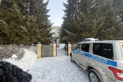 В Нижнекамске эвакуировали студентов медколледжа