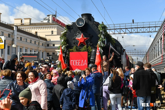 Поезд на паровозной тяге остановится в 10 утра 8 мая — вход на перрон свободный | Источник: Артем Устюжанин / E1.RU
