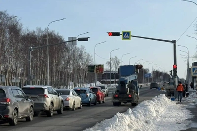 На Корсаковской трассе появятся еще три светофора