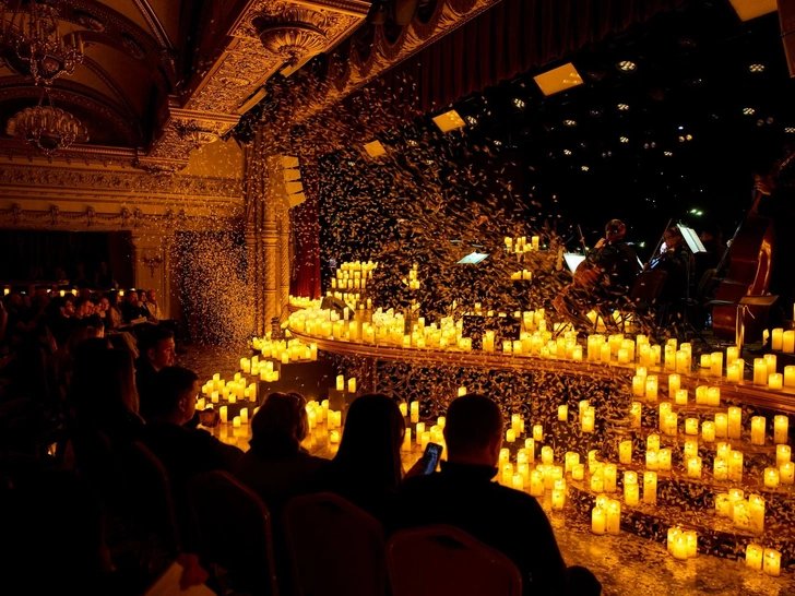 Концерт «Волшебный свет Рождества и 3000 свечей»