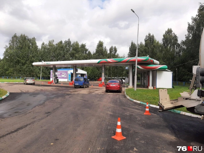 Пока на заправке технический перерыв | Источник: Екатерина Лещенкова / 76.RU