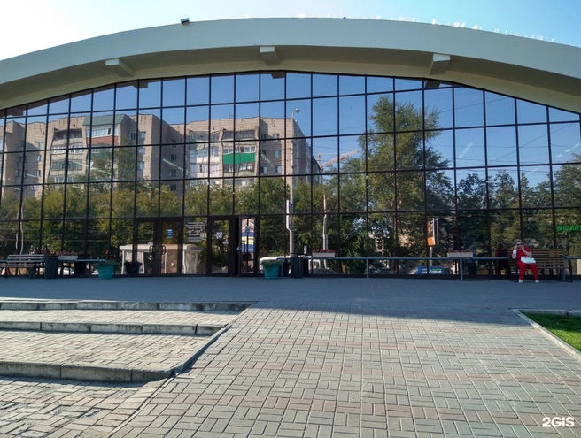 Центральный вход на рынок | Источник: 2ГИС / Alexander Rausch