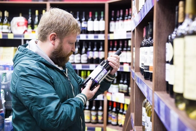 В Свердловской области ограничили продажу алкоголя