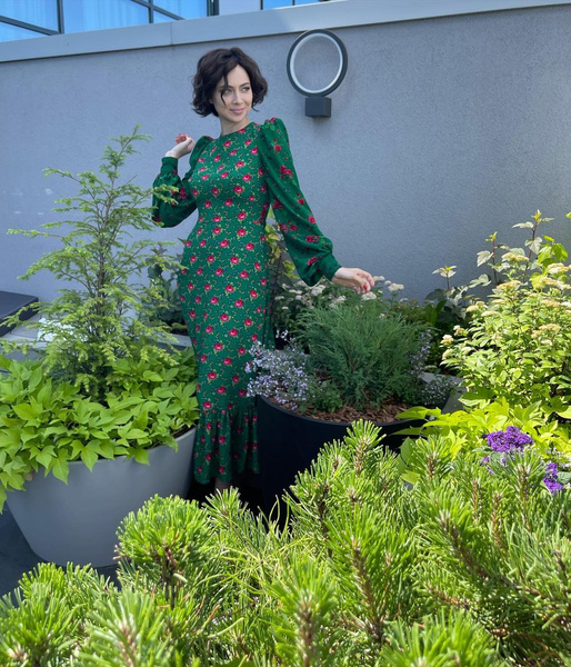 Настасья Самбурская обустроила сад на террасе своей квартиры – фото