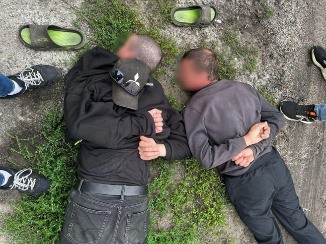 В Кургане задержали двоих граждан за нападение на пенсионерку | Источник: Пресс-служба УМВД России по Курганской области