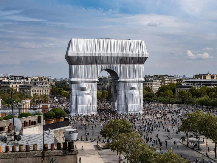 Упаковка от Триумфальной арки пойдет на палатки для Олимпиады в Париже