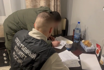 «We Hugged»: Taxi Driver Claims Reconciliation After Threatening Doctor