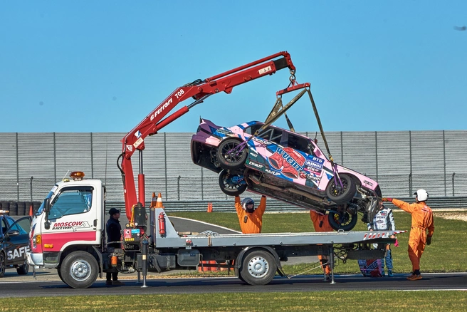 Казалось, что опыт выступлений на Moscow Raceway обеспечит «Царю» лёгкую победу, однако ирландский новобранец Fresh Racing оказался серьёзным соперником | Источник: Дмитрий Толстошеев / MSK1.RU