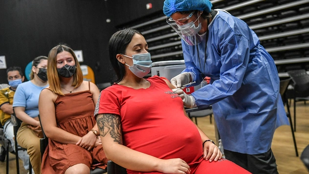 Новое исследование: тяжесть течения COVID-19 у беременных зависит от пола ребенка