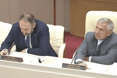Минниханов поручил контролировать ситуацию с топливом в Татарстане