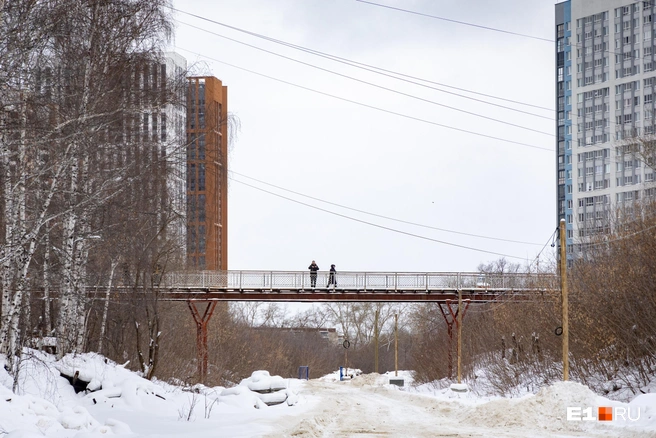 Мост уберут, а дорогу продлят | Источник: Владислав Лоншаков / E1.RU