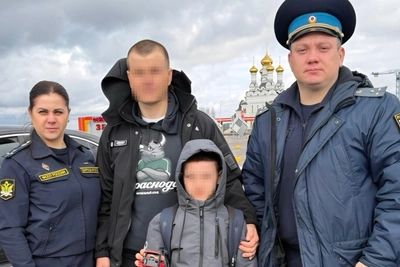 Мать прятала сына от отца — приставы нашли в Воронеже