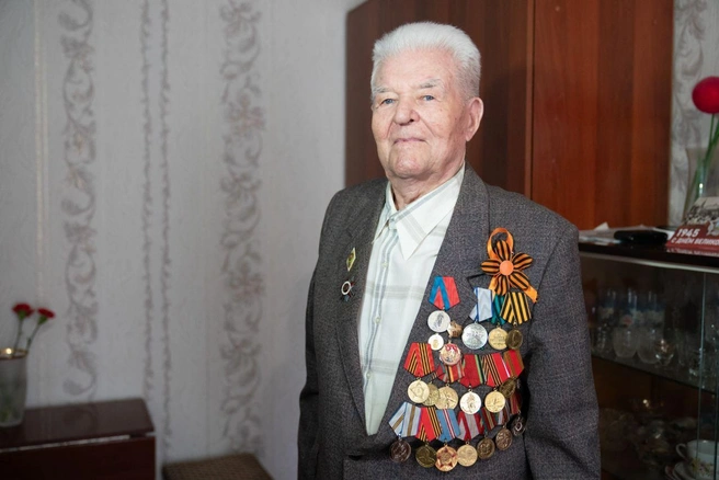 Леонид Михайлович имеет множество наград | Источник: Министерство культуры Кузбасса