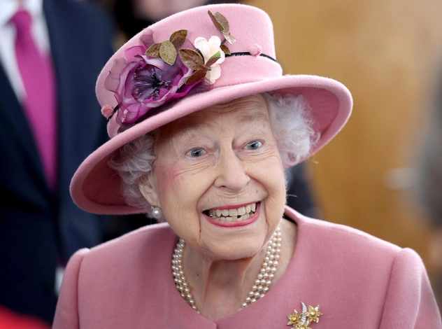 Вредная привычка Королевы, которая беспокоит ее окружение