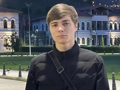 Пакет на голове и странная записка: в Турции расследуют загадочную смерть 20-летнего россиянина