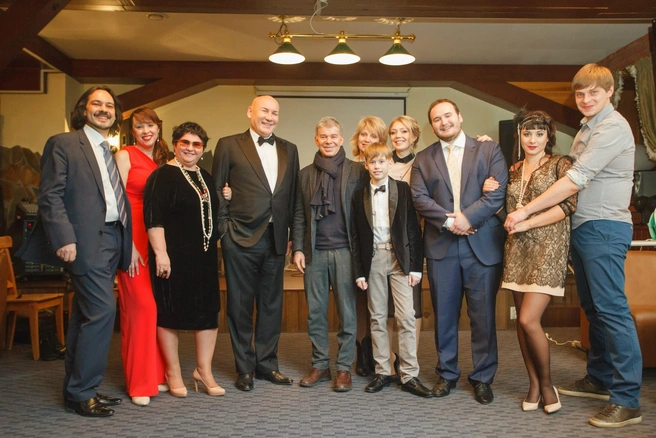 На юбилее Александра Махрова однажды выступал Олег Газманов  | Источник: Юлия Носкова / Facebook.com (экстремистская организация, деятельность запрещена на территории РФ)