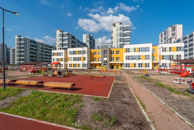 В Приморском районе открыли детский сад на 220 мест с метеостанцией