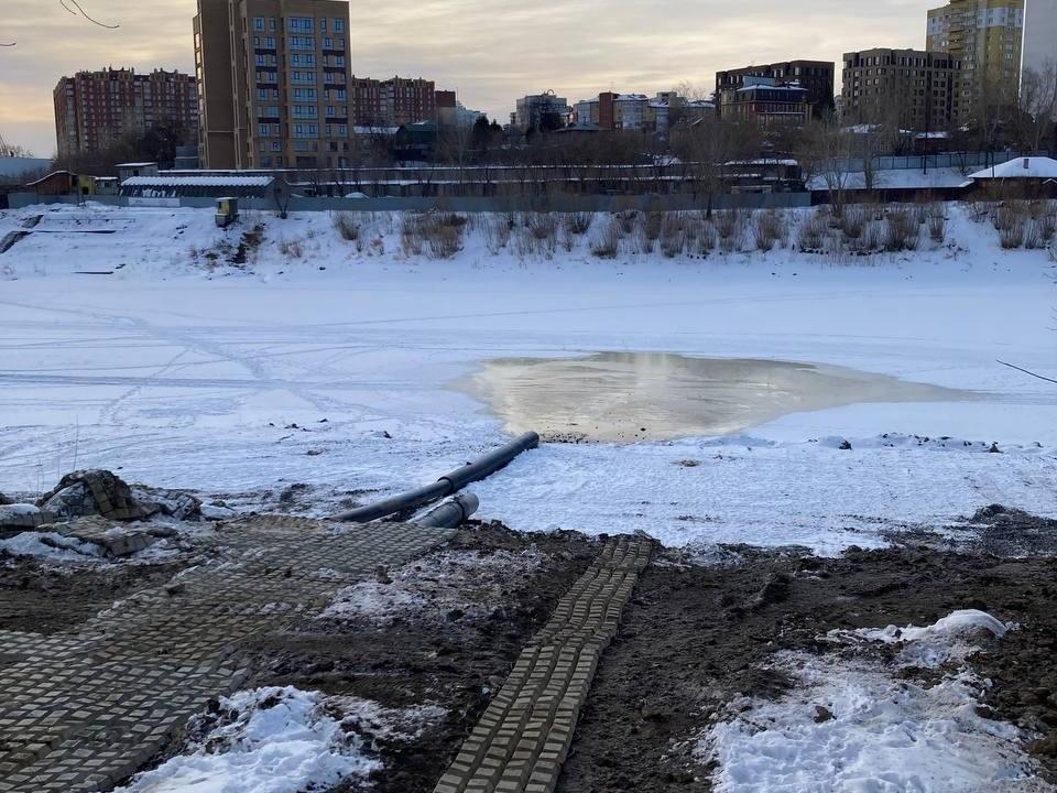 Труба в Туру. Тюменцы выяснили, когда в реку начали сливать непонятную жижу