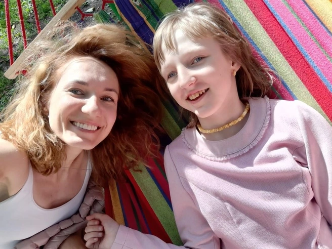 Анастасия вместе с дочерью Таней | Источник: Анастасия Гилёва / Vk.com