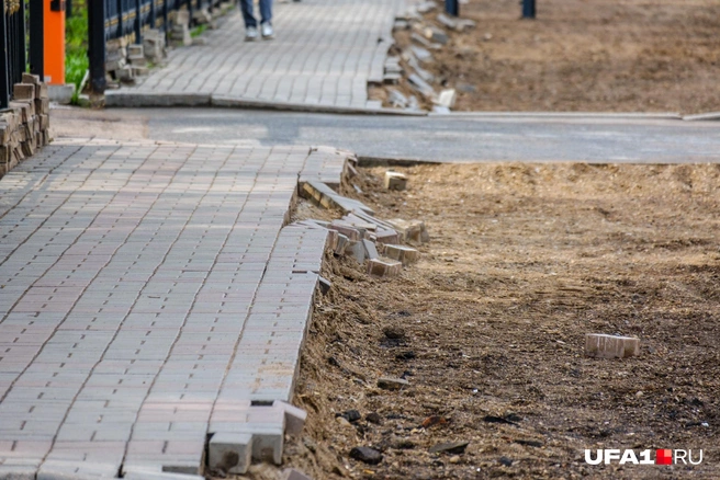 Кирпичики посыпались | Источник: Булат Салихов / UFA1.RU