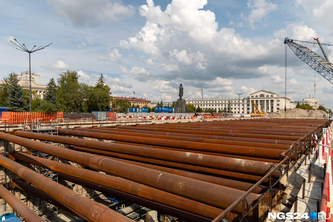 Площадка будущей станции метро «Площадь Революции» в Красноярске | Источник: Мария Ленц / NGS24.RU