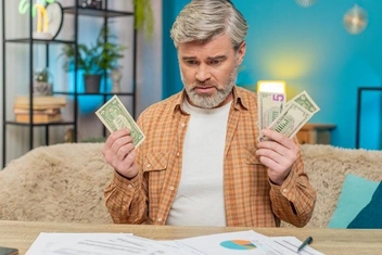 Тревога о деньгах в 2026 году: почему осведомленность о работе с финансами не делает нас спокойнее