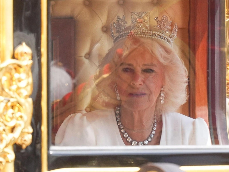 Королева Камилла прибывает на открытие парламента, 17 июля 2024 год