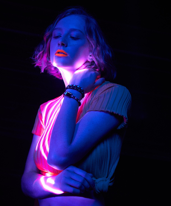 Electro vibe с Ольгой Бодровой. Разговор о поколении 1990-х, соке в пакетах и любимом «пасмурном» времени суток