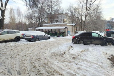 Самарских водителей оштрафуют за парковку у мусорных площадок