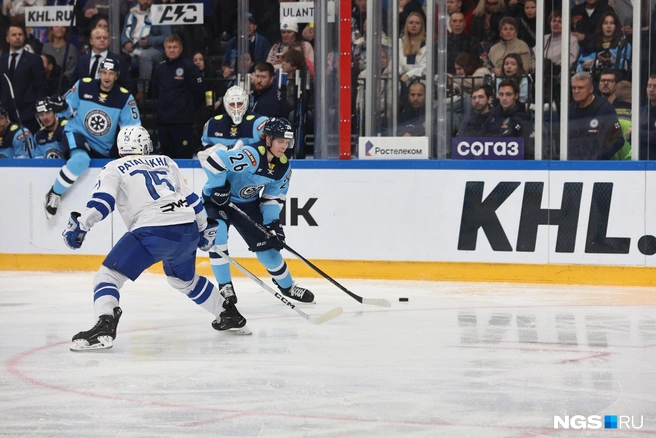 Первый период закончился со счетом 1:1 | Источник: Александр Ощепков / NGS.RU