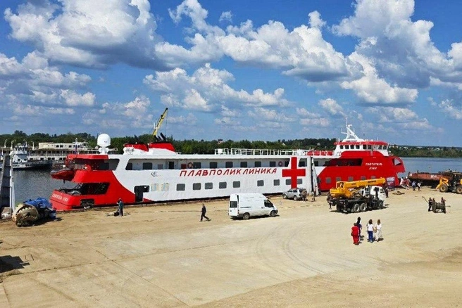 Теплоход построили по заказу Центра профессиональной патологии Ханты-Мансийска | Источник: Порт Коломна