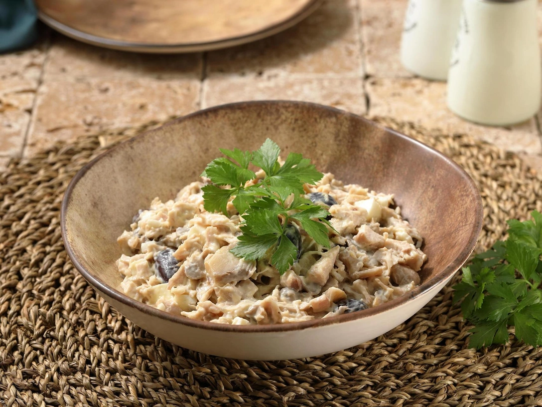 Салат «Дон Жуан»: изумительный рецепт, который легко повторить дома | marieclaire.ru