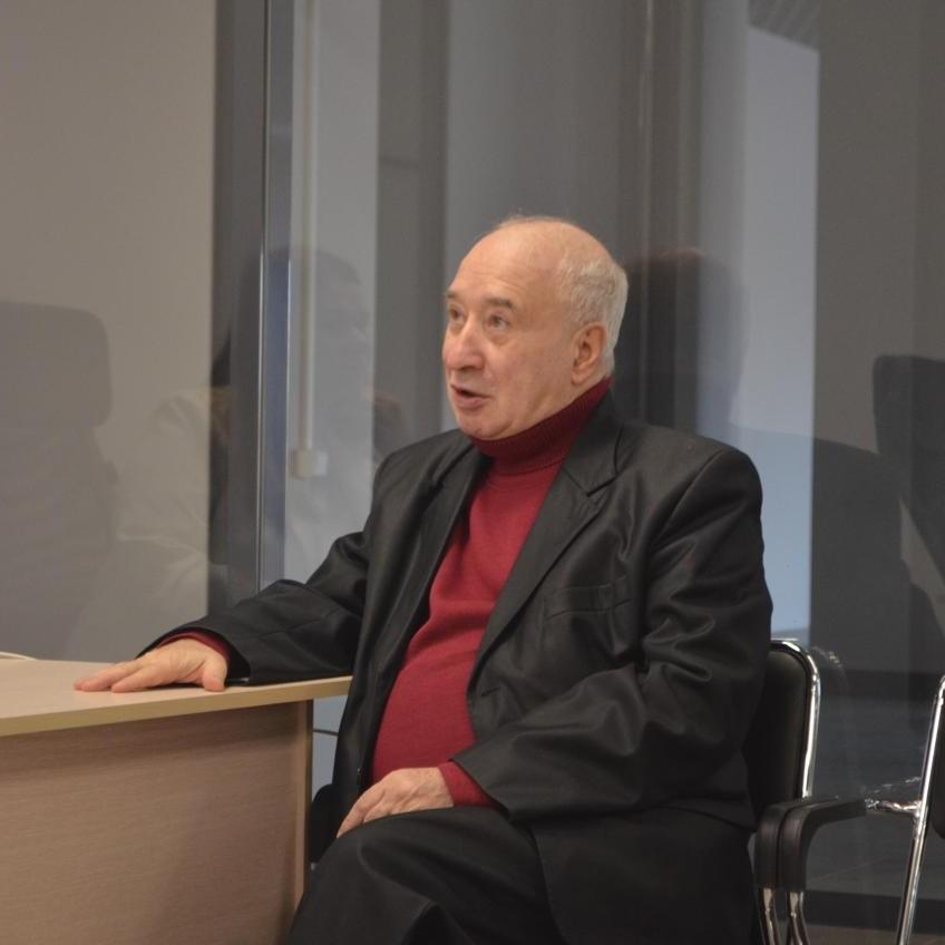 <p>Дмитрий Плоткин</p>