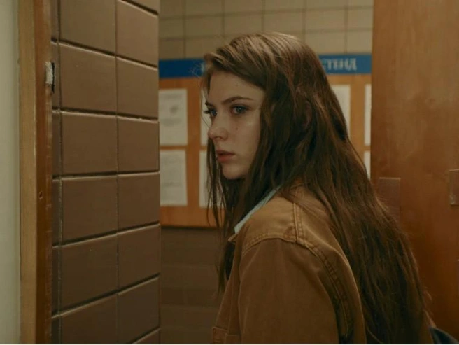 Источник: кадр из сериала «Москва слезам не верит. Всё только начинается» (16+), реж. Ольга Долматовская, Жора Крыжовников, кинокомпании «Водород» и «НМГ Студия»