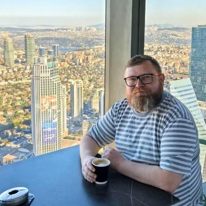 Михаил Контуев