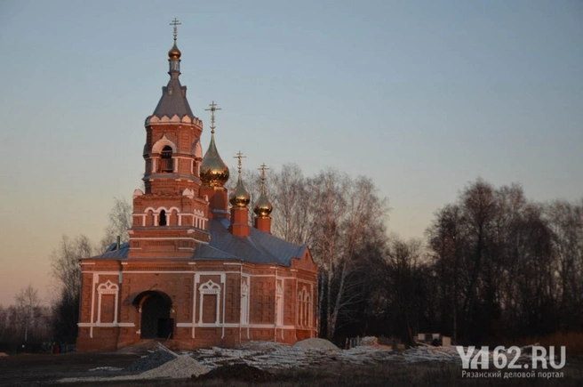  Храм в Слободе