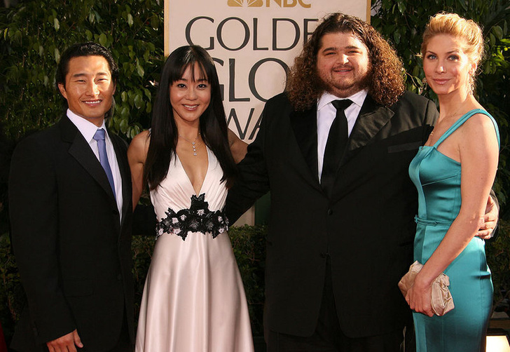 Митчелл со своими коллегами по сериалу на церемонии вручения «Золотого Глобуса» в январе 2007 года