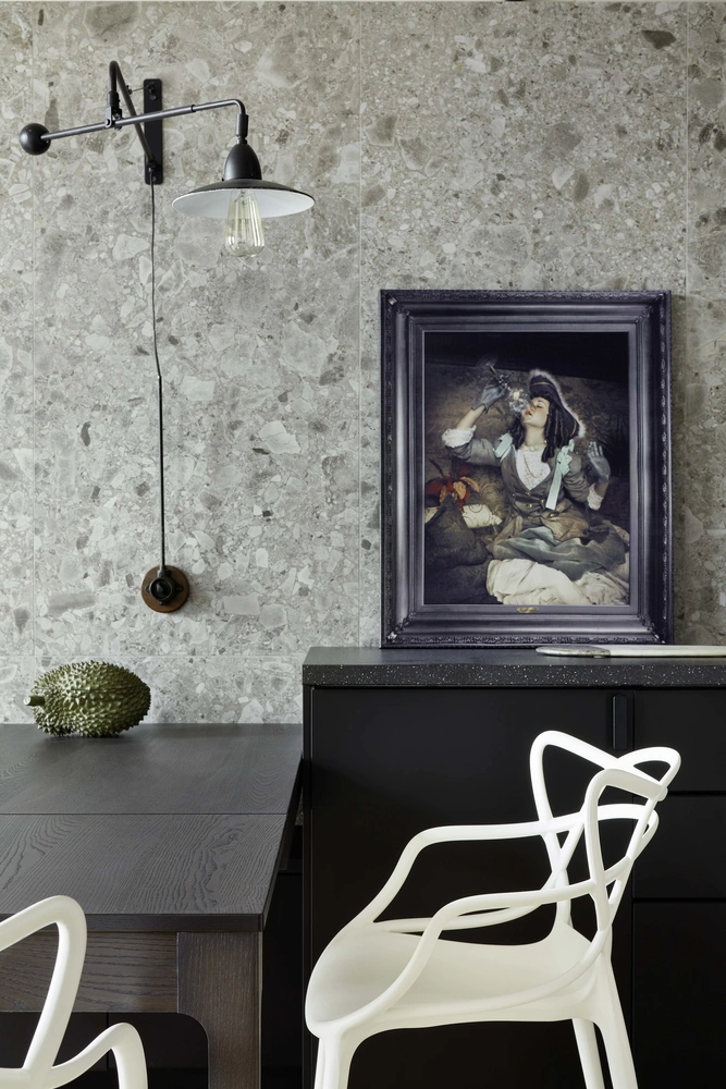 Игра контрастов: (фото 0) | Источник: Сергей Ананьев