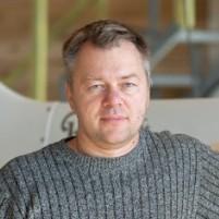 <p>Андрей Иванов</p>